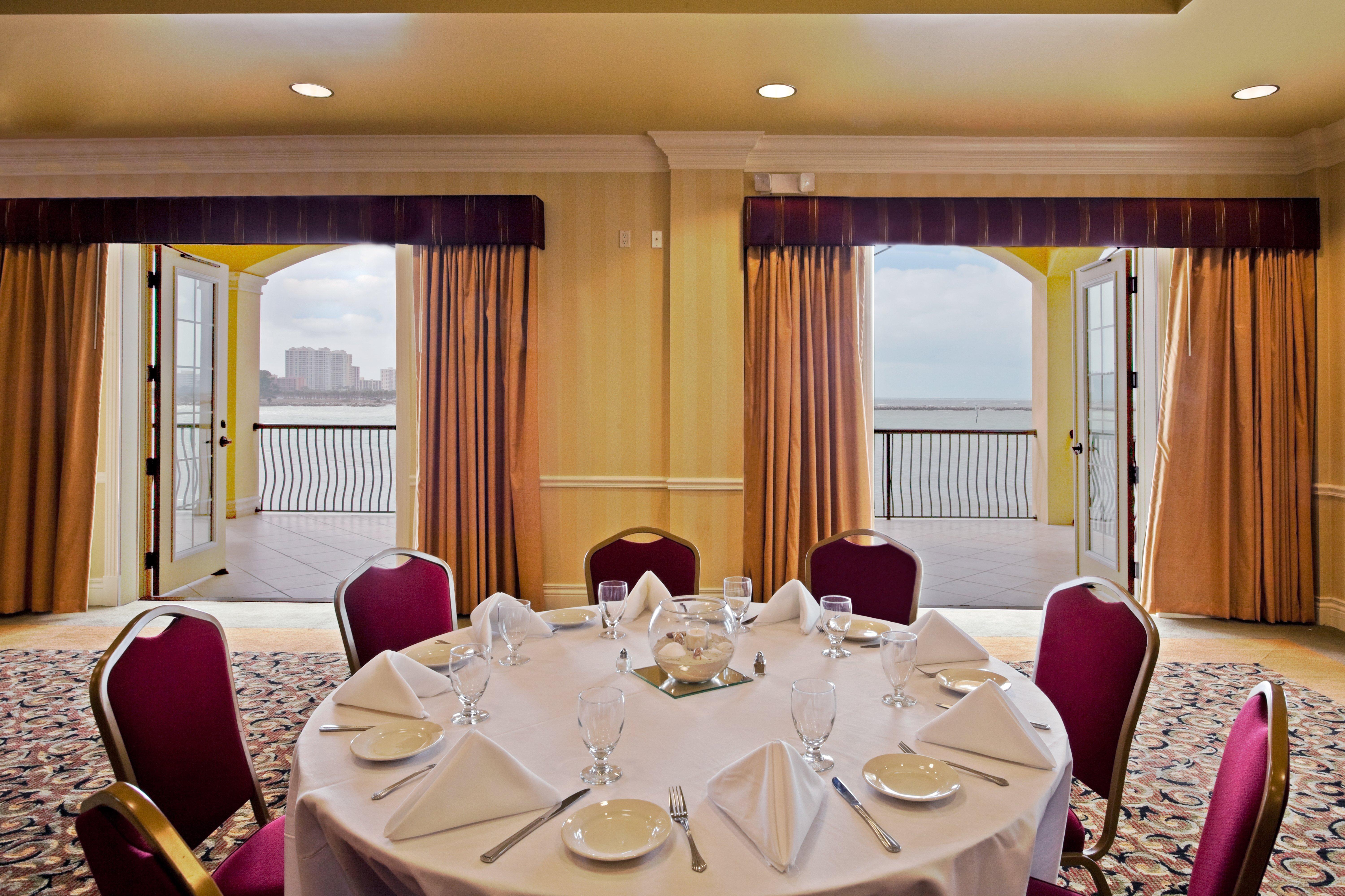 Holiday Inn & Suites Clearwater Beach By Ihg Экстерьер фото