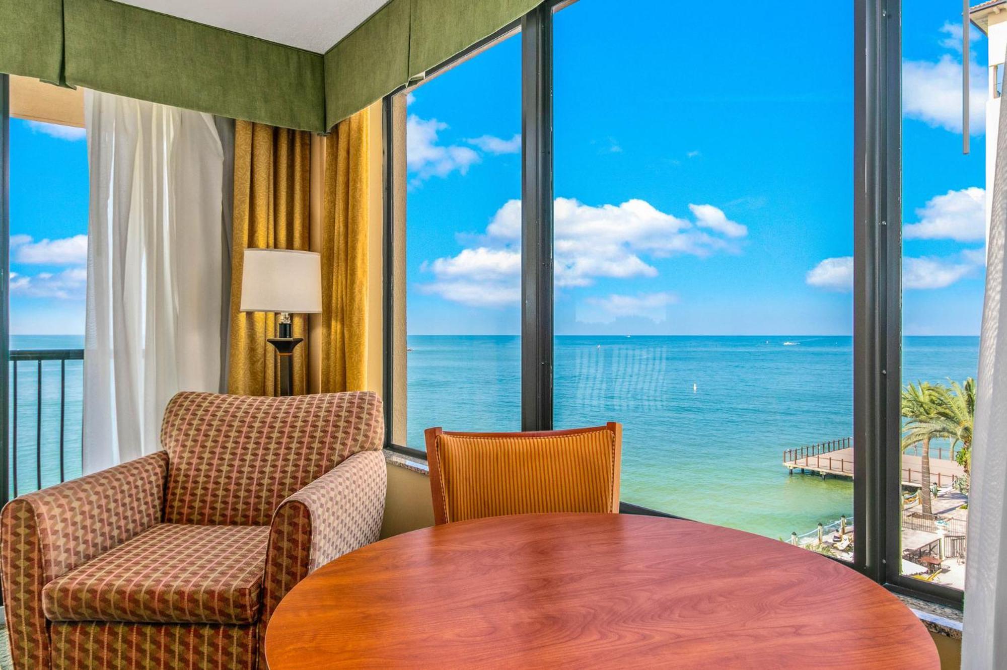 Holiday Inn & Suites Clearwater Beach By Ihg Экстерьер фото